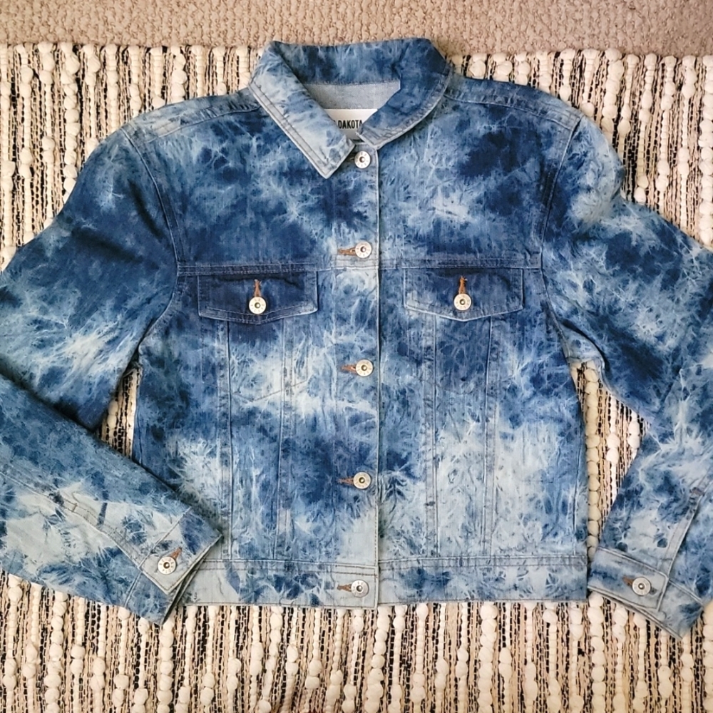 NWOT BB Dakota Tie Dye Denim Jacket Size Medium‎